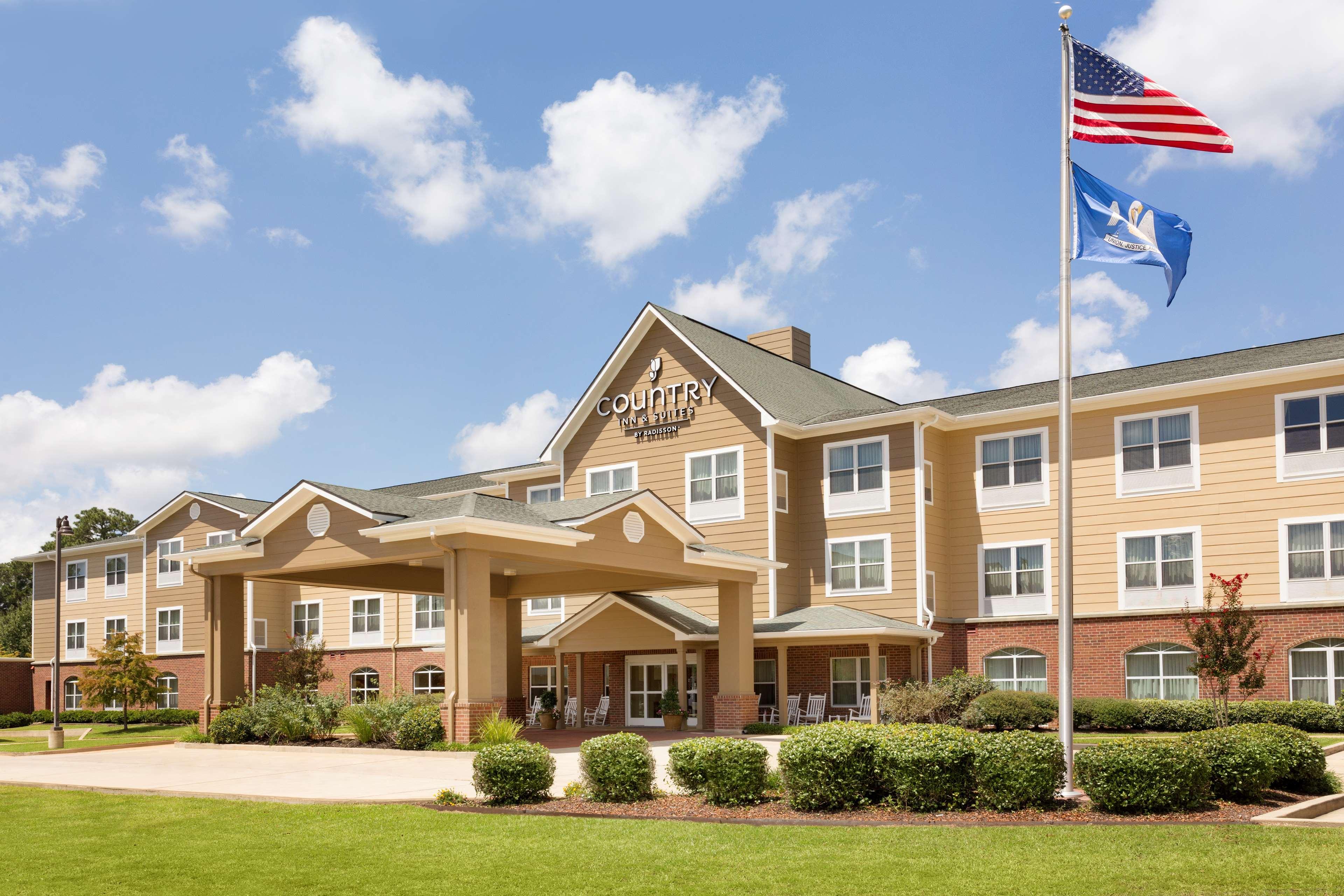 Hotel Country & By Radisson, Pineville, La