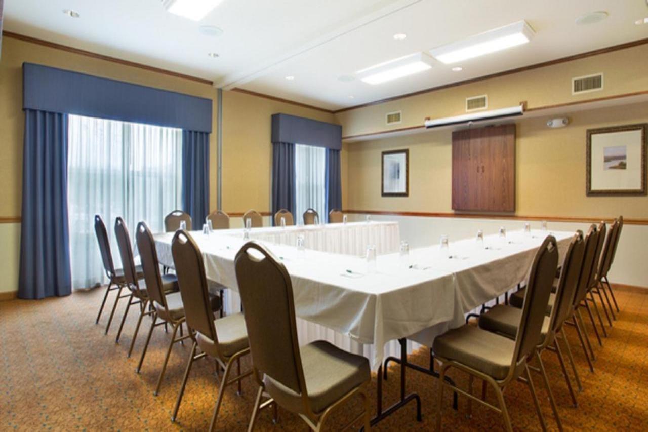 Country & By Radisson, Pineville, La 2*