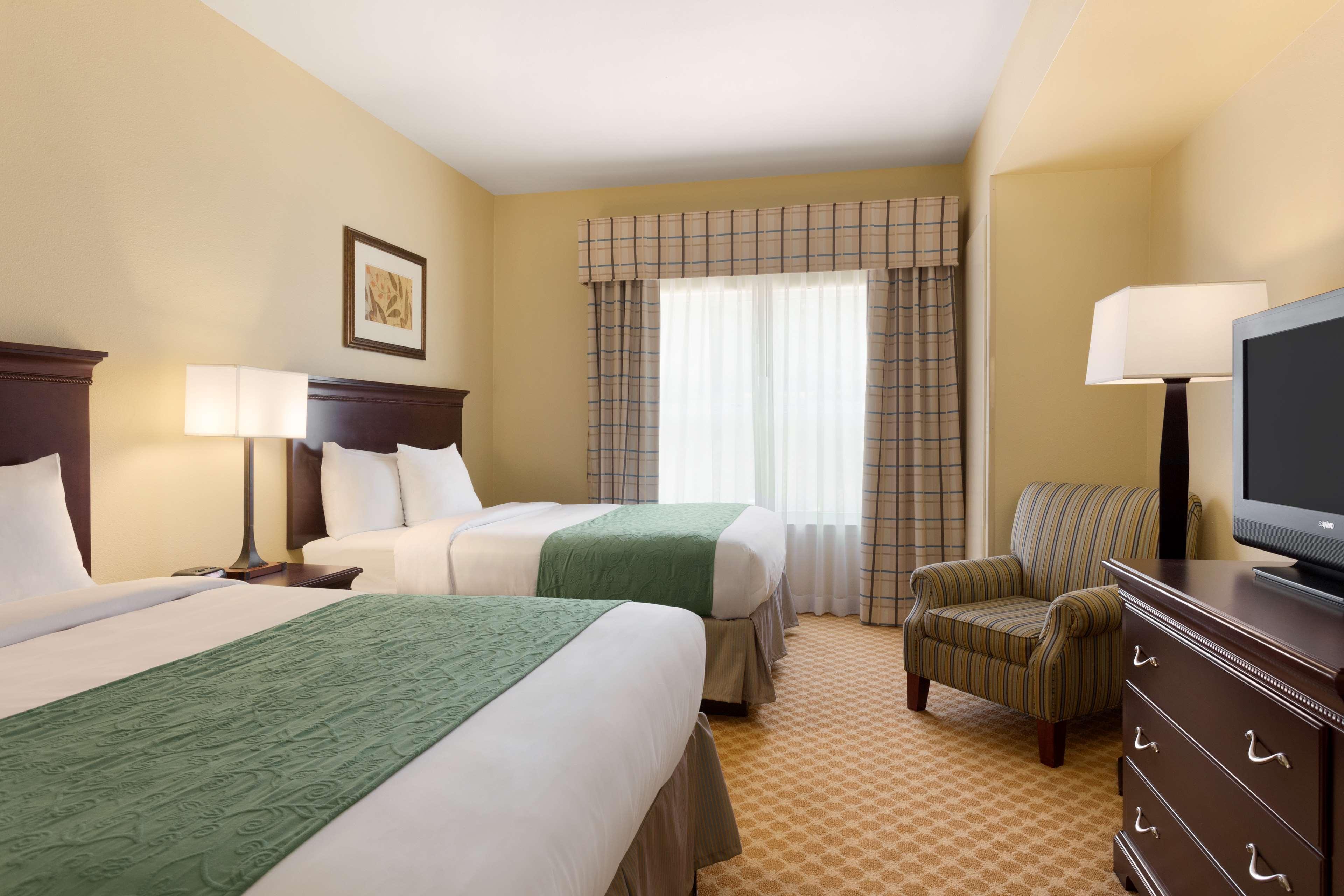 Hotel Country & By Radisson, Pineville, La Pineville